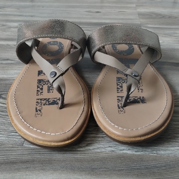Sorel Ella II Easy Flip-Flops Women's Size 6.5 - Picture 2 of 5
